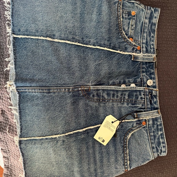 Levi's Recrafted Icon Denim Mini Skirt NWT - Picture 2 of 5